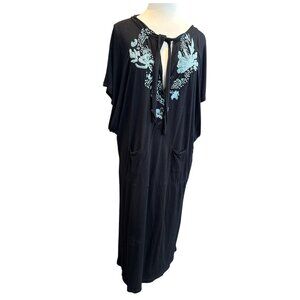 Aoyama Itchome Embroidered Short Sleeve Dress